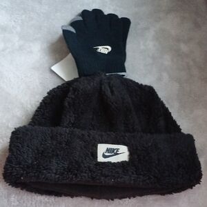 Nike Black Fleece Hat and Gloves Set